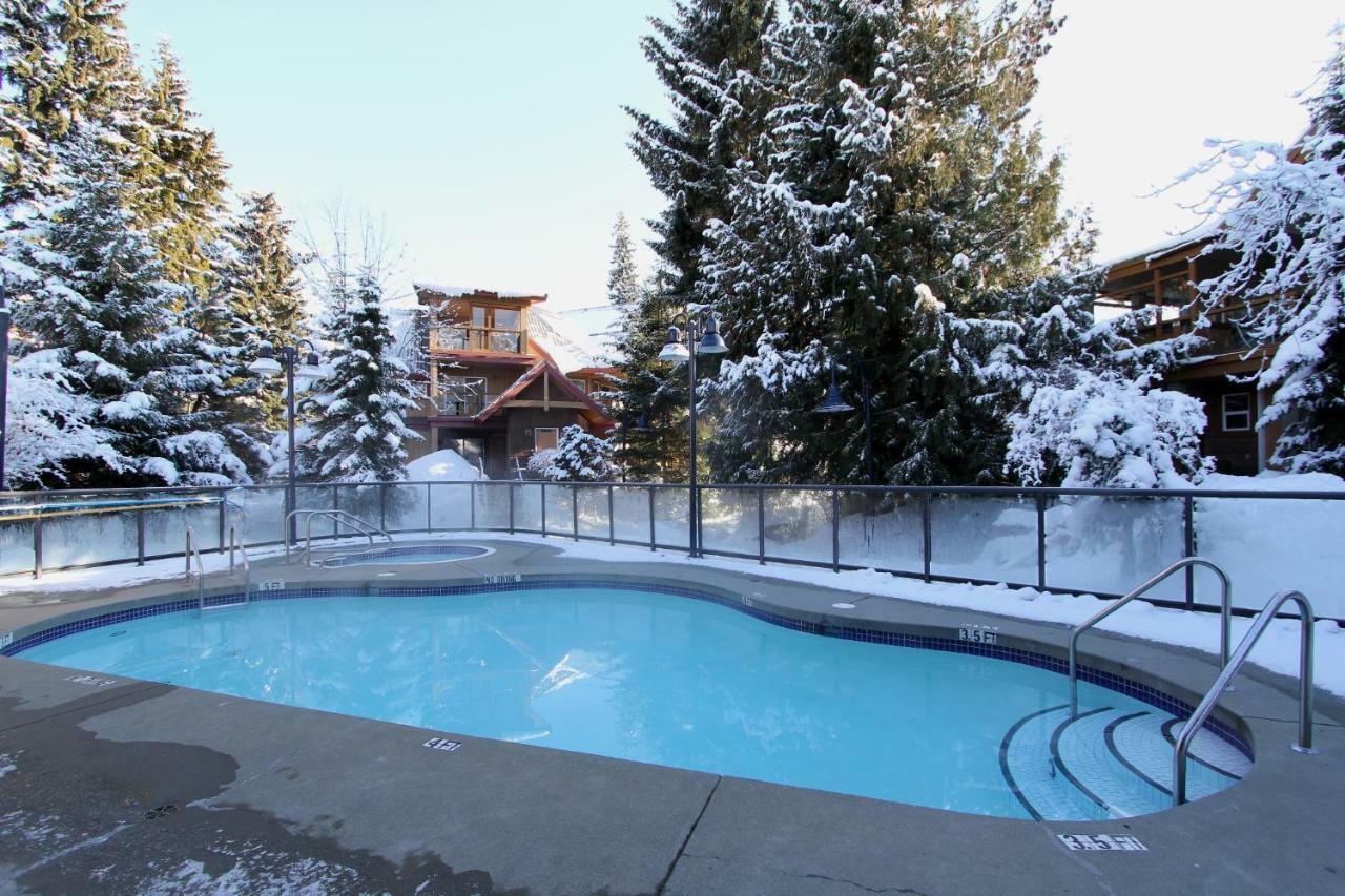 Glacier'S Reach By Whistler Retreats מראה חיצוני תמונה